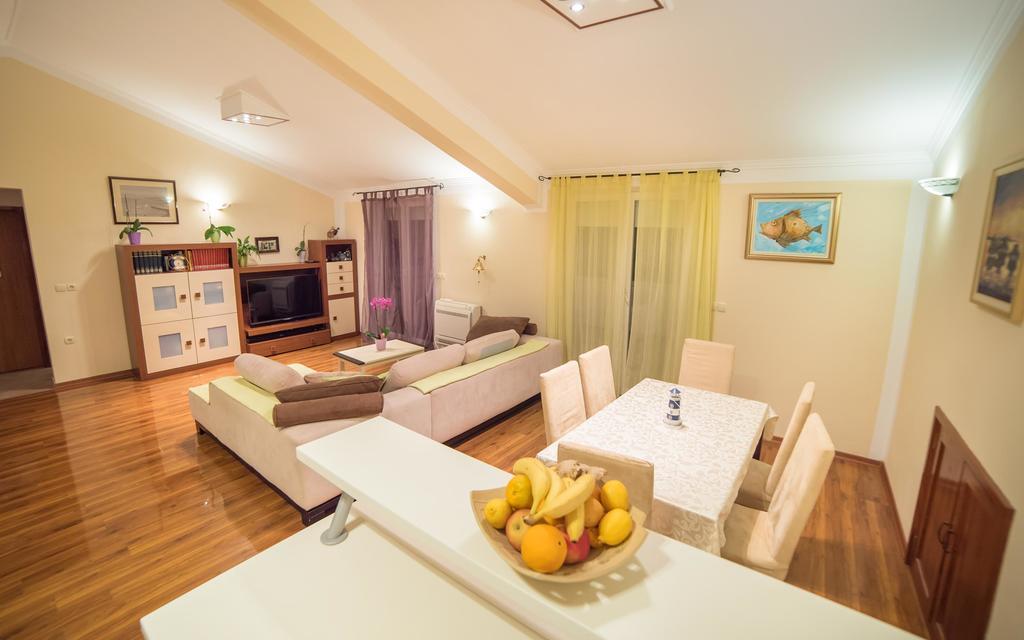 Captain'S Apartment Barbat na Rabu Екстер'єр фото